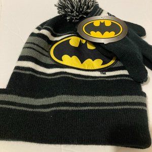 "DC" Batman Bennie and Glove set